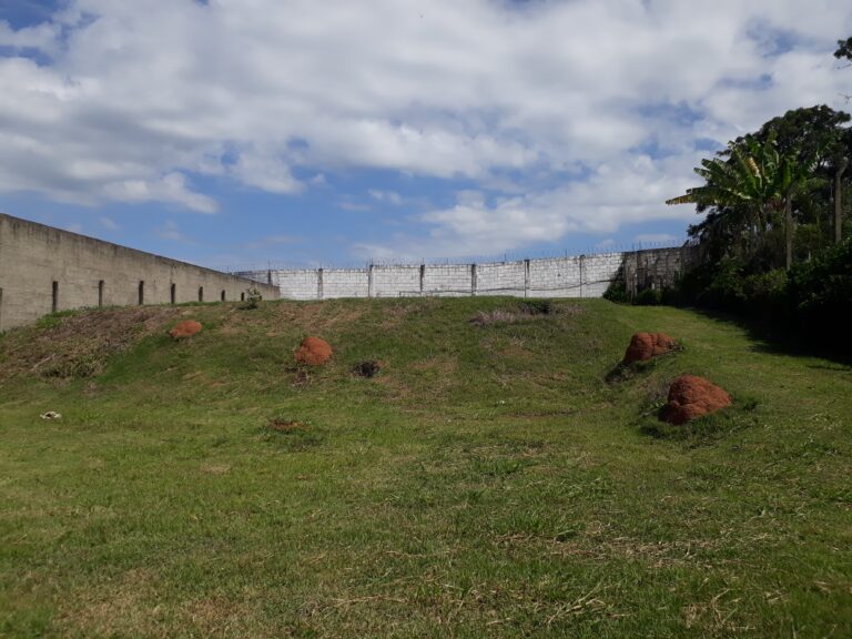 Lotes a partir de R$180.000 em Condomínio