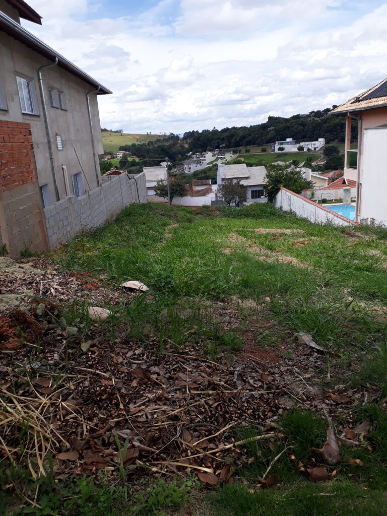Lotes a partir de R$180.000 em Condomínio