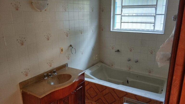 Casa Jardim Alpino,Aceito apto em Santos menor valor