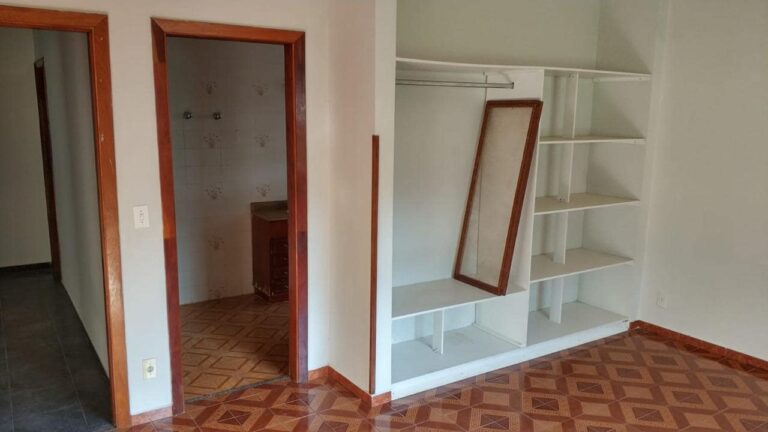 Casa Jardim Alpino,Aceito apto em Santos menor valor