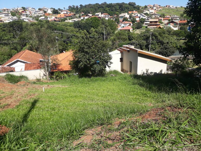 Lotes a partir de R$180.000 em Condomínio