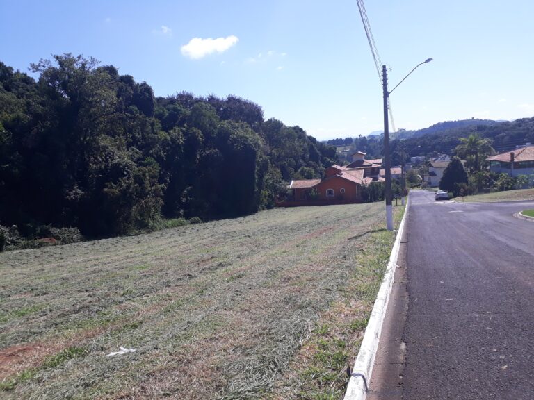 Lotes a partir de R$180.000 em Condomínio