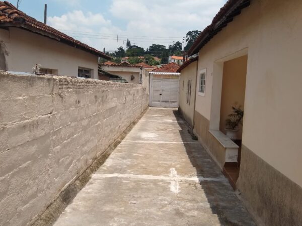 Casa em São Paulo Vila Rosa,Horto Florestal