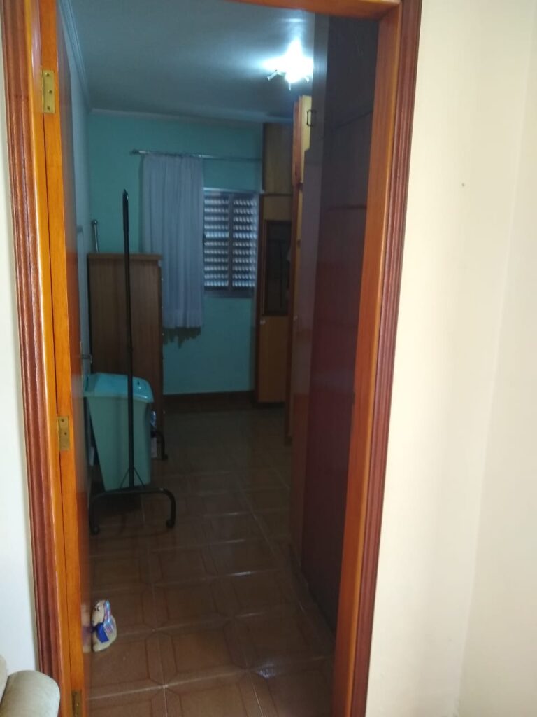 Casa em São Paulo Vila Rosa,Horto Florestal