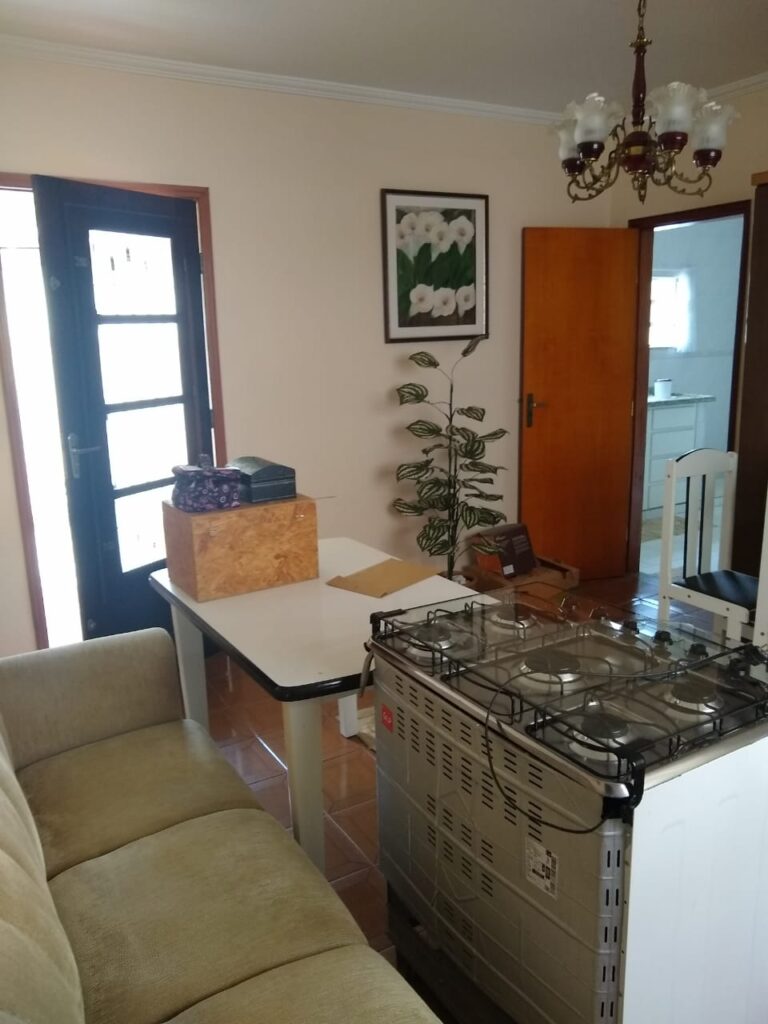 Casa em São Paulo Vila Rosa,Horto Florestal