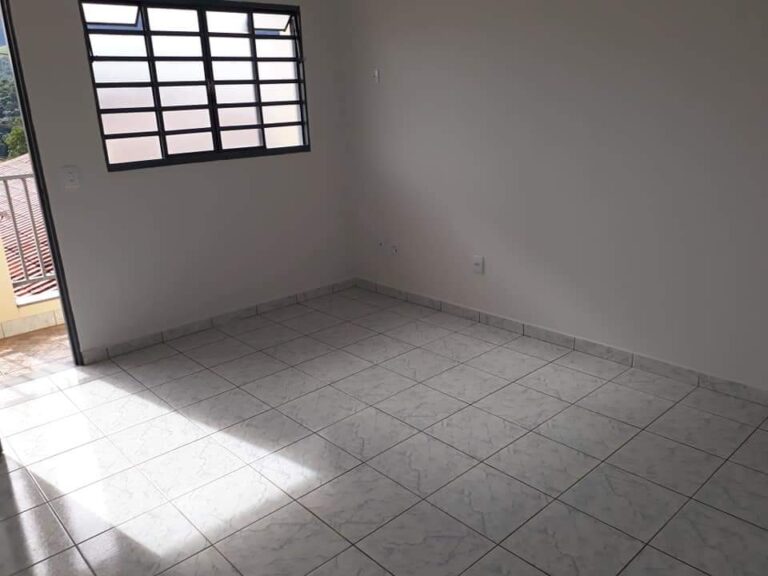 Três casas no mesmo terreno para investidor