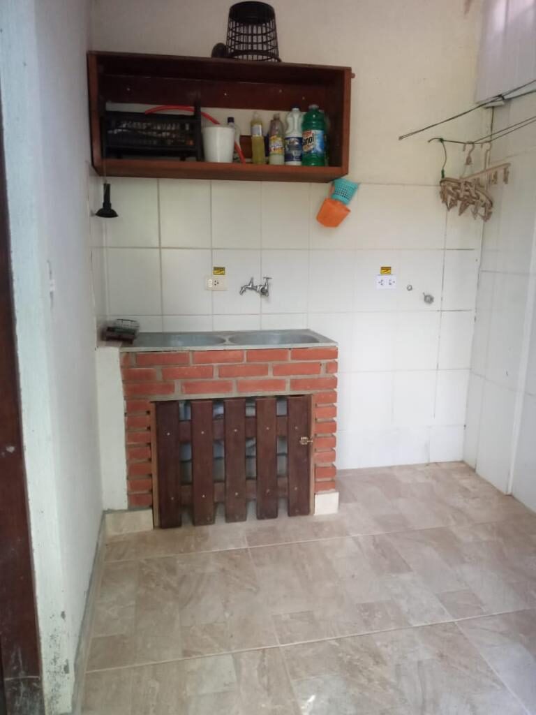 Vende-se Excelente casa em condomínio fechado