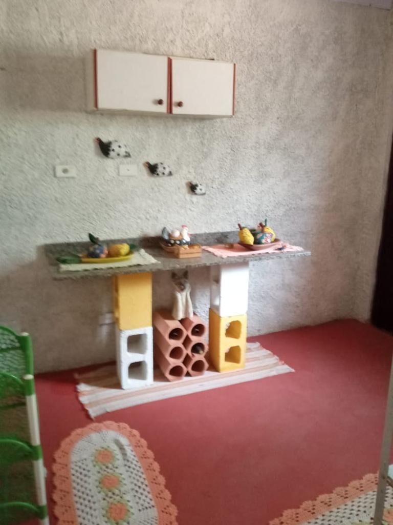 Vende-se Excelente casa em condomínio fechado