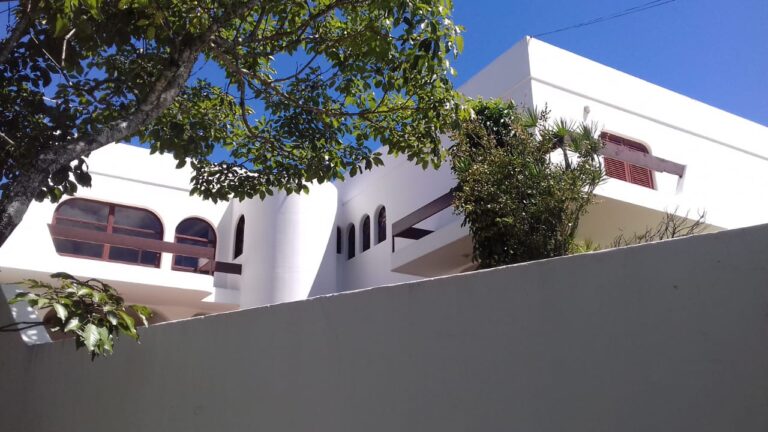 Casa Alto-padrão Casa Alto-padrão