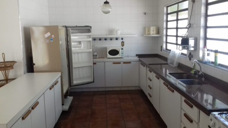 Casa Alto-padrão Casa Alto-padrão