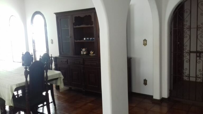 Casa Alto-padrão Casa Alto-padrão