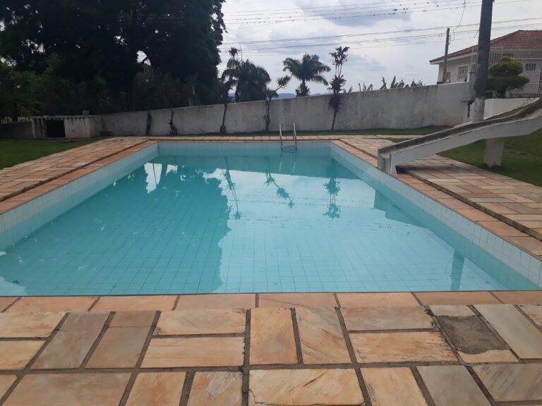 Linda propriedade para Pousada em bairro nobre Linda propriedade para Pousada em bairro nobre