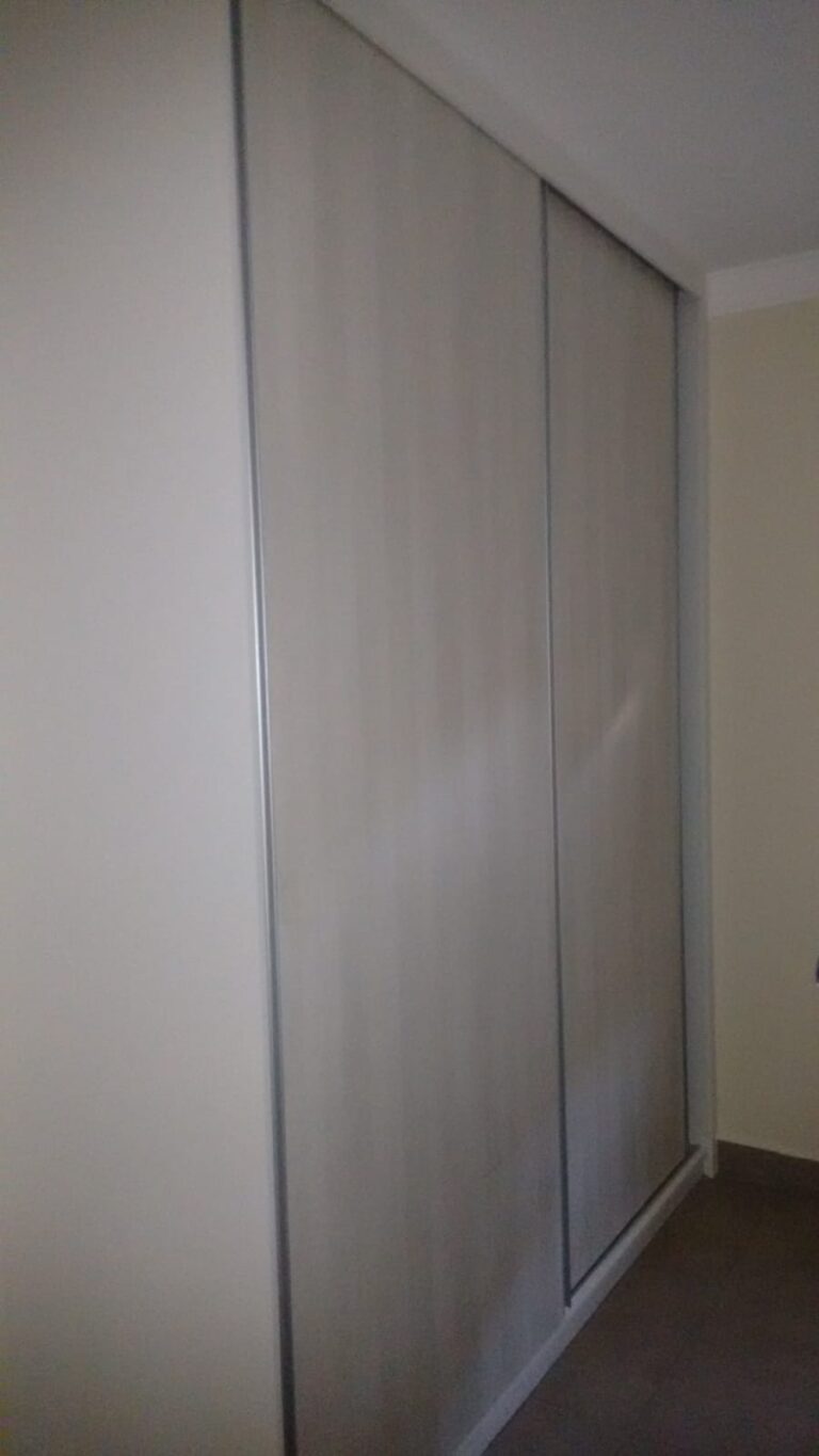 Ótima casa em Cond. fechado Ótima casa em Cond. fechado