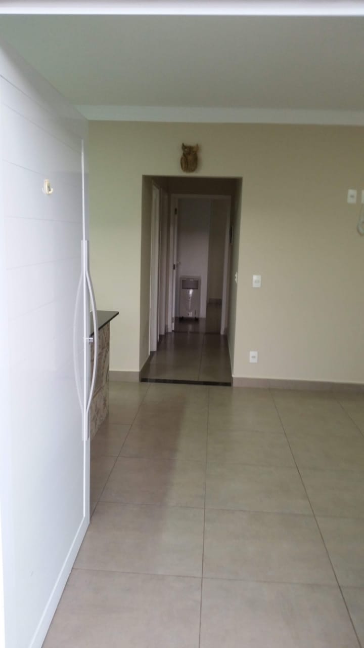 Ótima casa em Cond. fechado Ótima casa em Cond. fechado