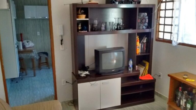 Excelente casa ao lado de Condomínio Fechado