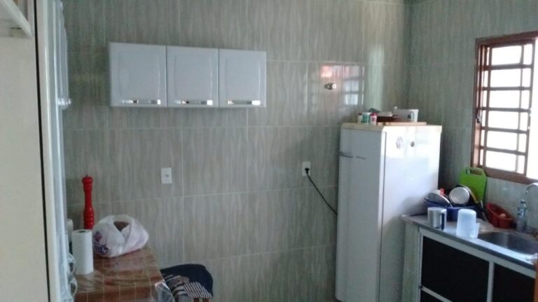 Excelente casa ao lado de Condomínio Fechado