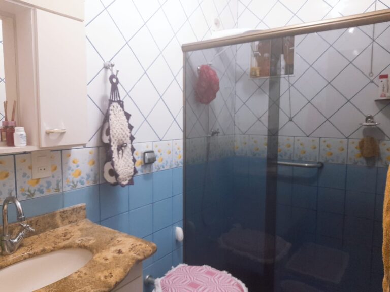 Linda Casa em Cond. Fechado Linda Casa em Cond. Fechado