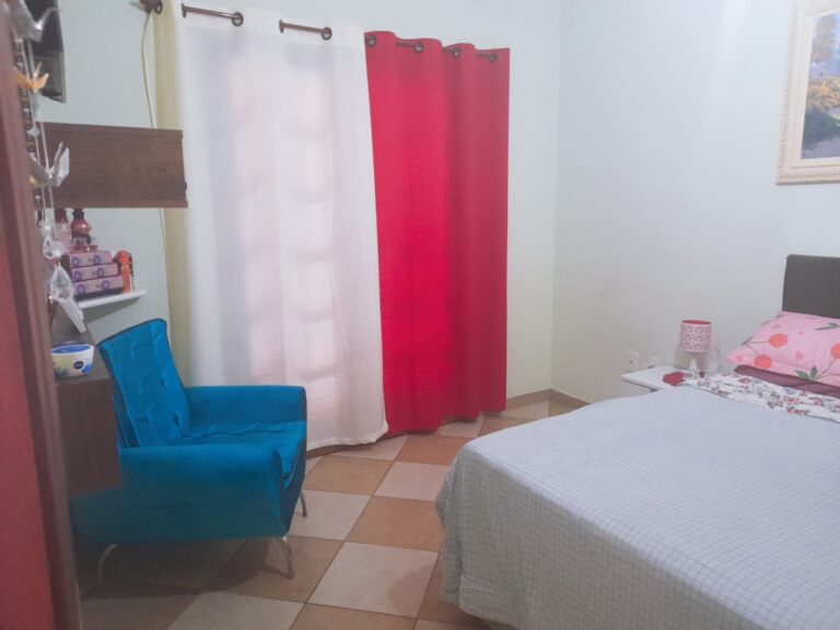 Linda Casa em Cond. Fechado Linda Casa em Cond. Fechado