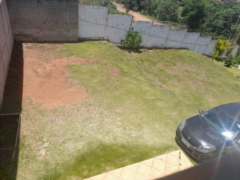 Linda Casa em Cond. Fechado Linda Casa em Cond. Fechado