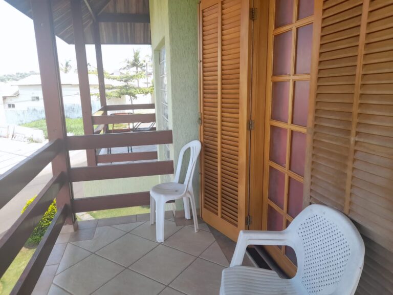 Linda Casa em Cond. Fechado Linda Casa em Cond. Fechado