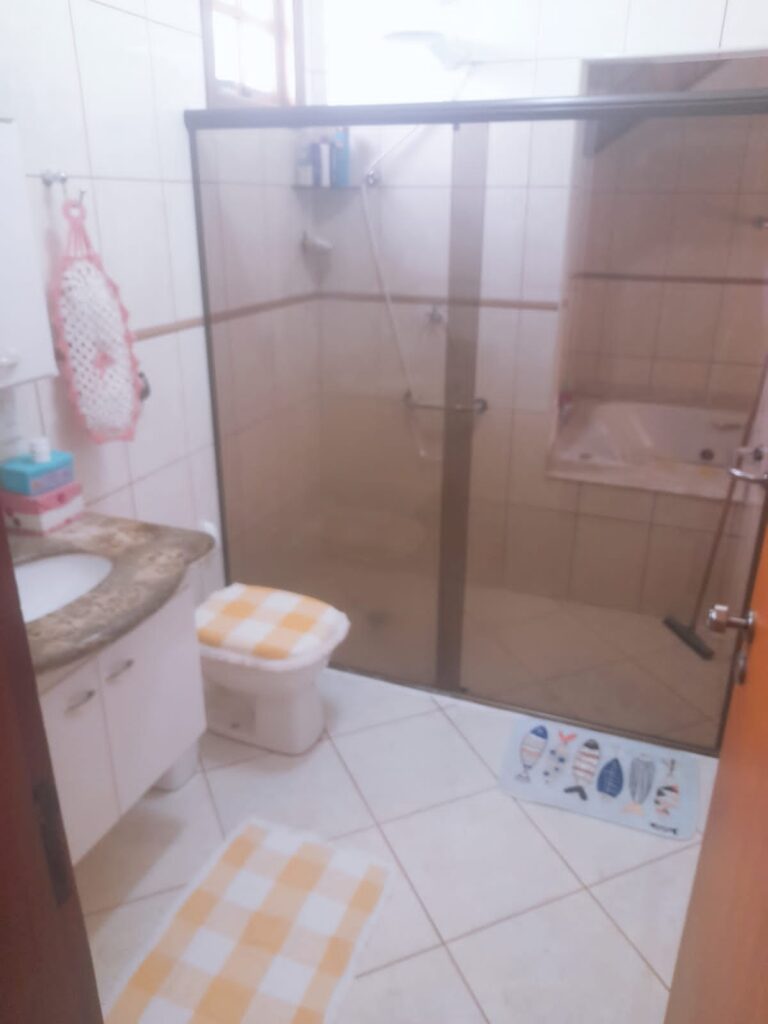 Linda Casa em Cond. Fechado Linda Casa em Cond. Fechado