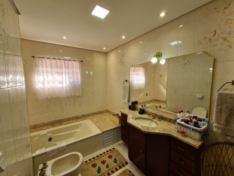 Belíssima casa no Jardim Mirante