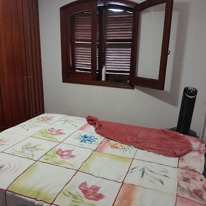 BELÍSSIMA CASA  ÁGUAS DE LINDOIA