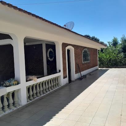 BELÍSSIMA CASA  ÁGUAS DE LINDOIA