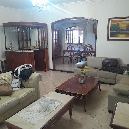 VENDE -SE  CASA ALTO PADRÃO