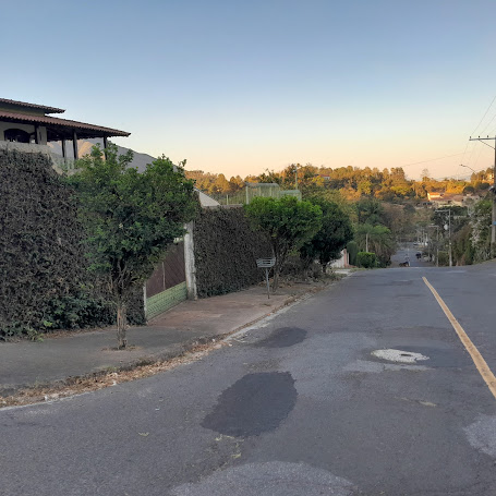 VENDE -SE  CASA ALTO PADRÃO