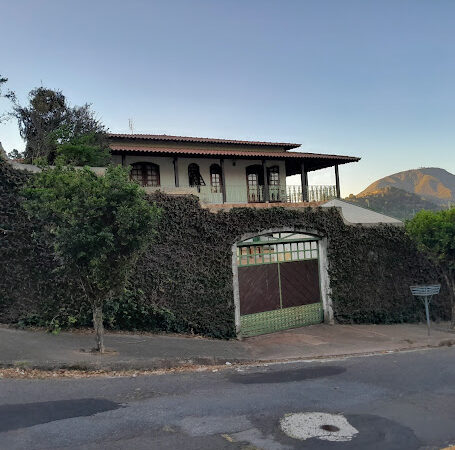 VENDE -SE  CASA ALTO PADRÃO