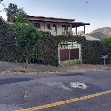 VENDE -SE  CASA ALTO PADRÃO