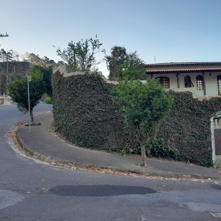 VENDE -SE  CASA ALTO PADRÃO