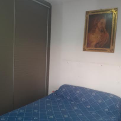 VENDE-SE BELÍSSIMA CASA