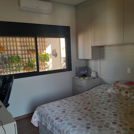 Casa alto Padrão em condomínio Águas lindóia