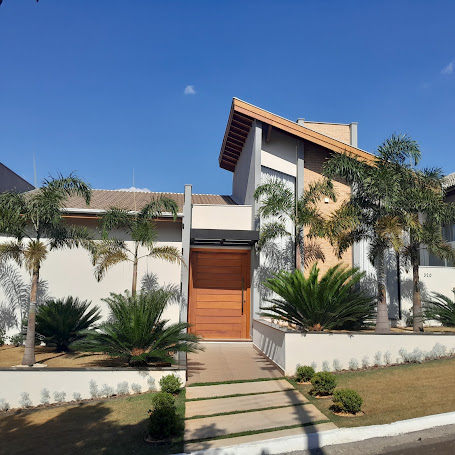 Casa alto Padrão em condomínio Águas lindóia