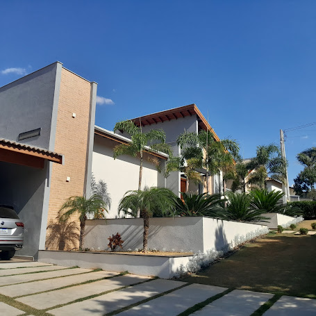 Casa alto Padrão em condomínio Águas lindóia