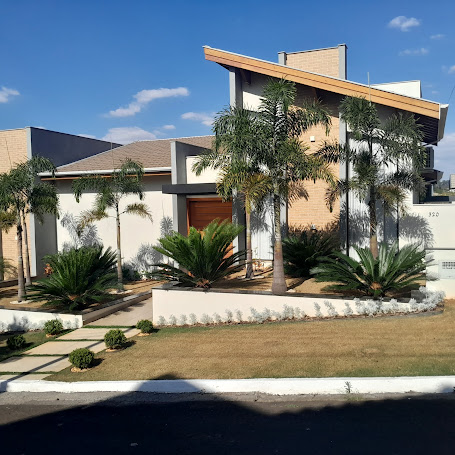 Casa alto Padrão em condomínio Águas lindóia