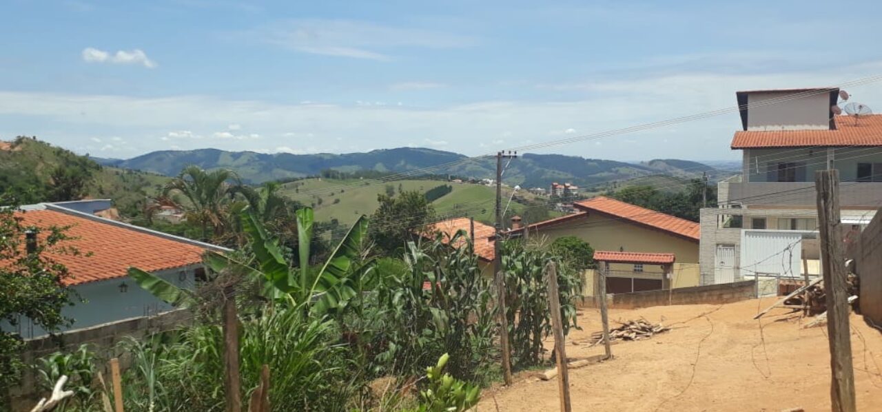 Lote em Águas de Lindóia